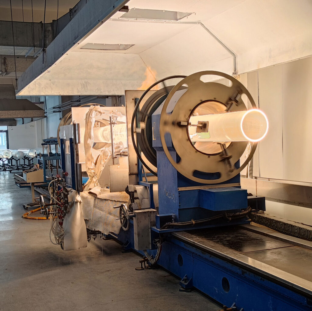 久瑞石英工厂 - 石英管加工设备实拍